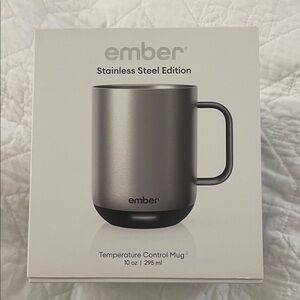 NWT Ember Stainless Steel Temperature Control Mug 10oz